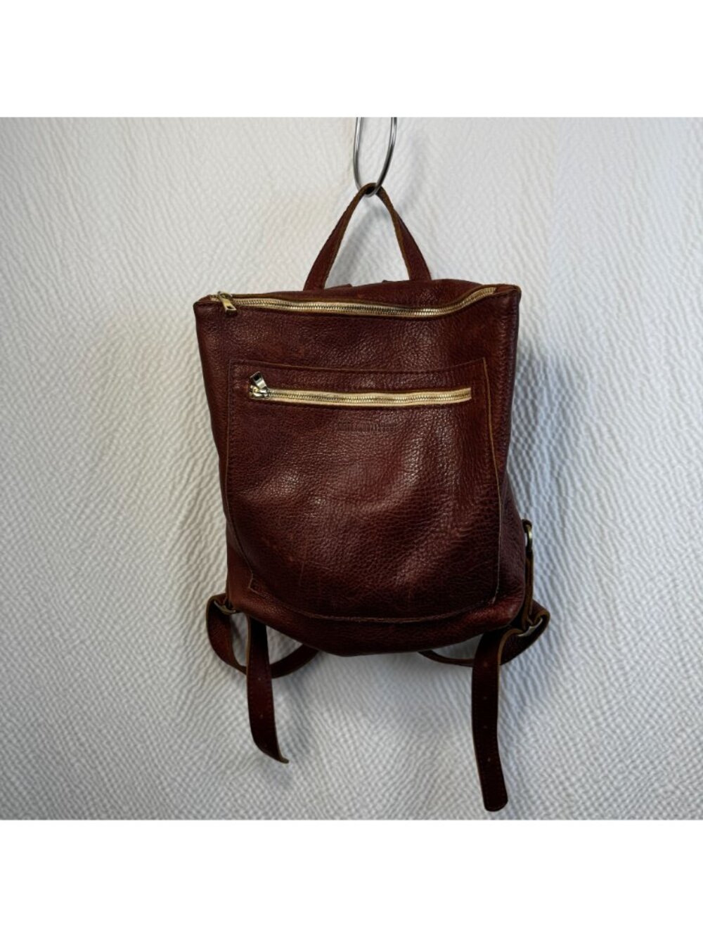 Portland Leather Goods Classic Nutmeg Leather Backpack With Gold Zippers - Picture 5 of 11